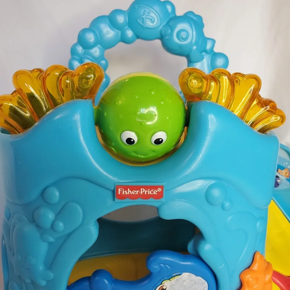 Fisher-Price Disney Baby Finding Nemo Rolling Around Rollin' Round Ramp Toy ReAD